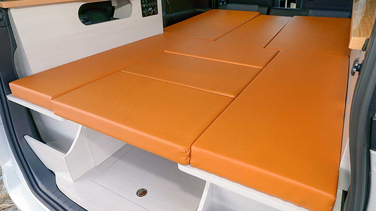 ステルスキャンパー T 写真1